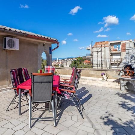 Apartments Lord Novi Vinodolski Exterior photo